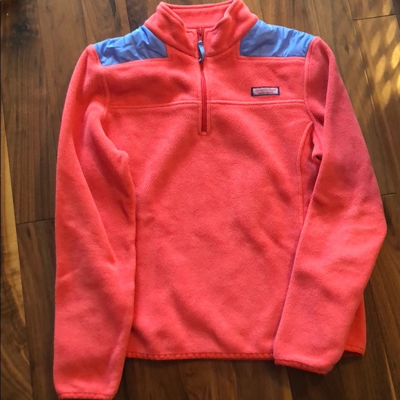 Vineyard Vines Tops - Vineyard Vines shep shirt fleece